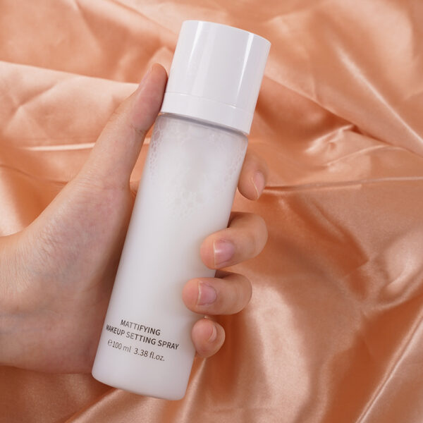 mattifing setting spray - Image 2