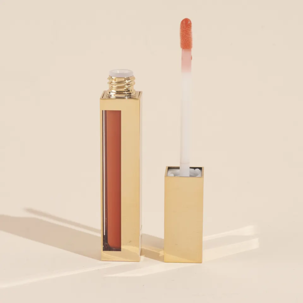golden liquid lipstick