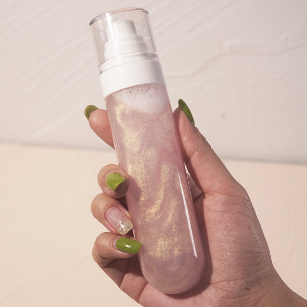 Shimmer Makeup Setting Spray – Radiant Glow, Long-Lasting Sparkle, Illuminating Finish, All-Day Wear