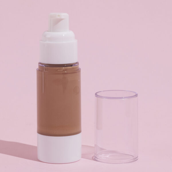 Ultimate Coverage Liquid Foundation – Full Coverage, Smooth Application, Long-Lasting, Oil-Free - Image 5