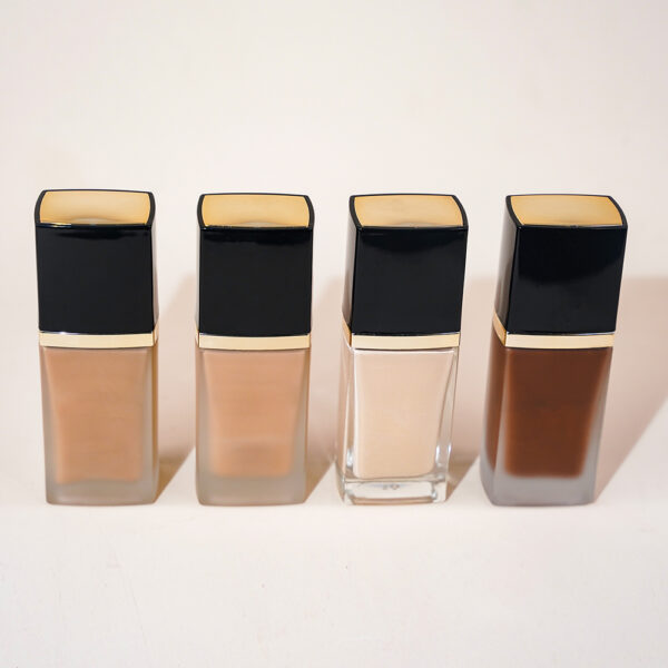 Ultimate Coverage Liquid Foundation – Full Coverage, Smooth Application, Long-Lasting, Oil-Free & Hydrating - Image 5