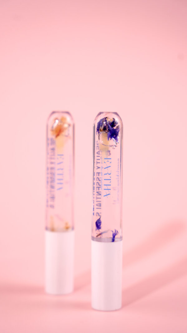 lip gloss -Glossy, moisturizing and long-lasting