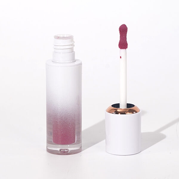 Liquid Blush – Buildable, Long-Lasting Color for Cheeks and Lips – Natural, Dewy Finish, Easy Application - Image 6