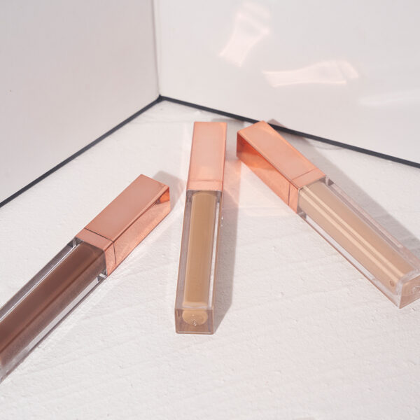 rose golden concealer-matte,long lasting,Lightweight - Image 3
