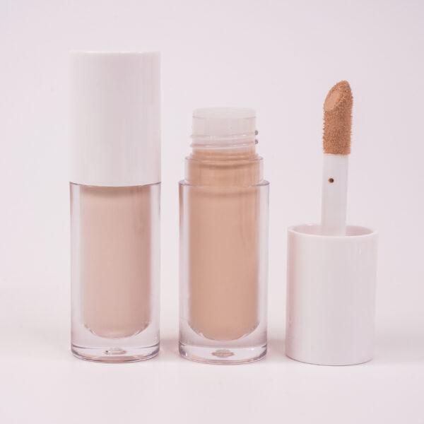 Mini size, portable, medium to full coverage, customizable, concealer